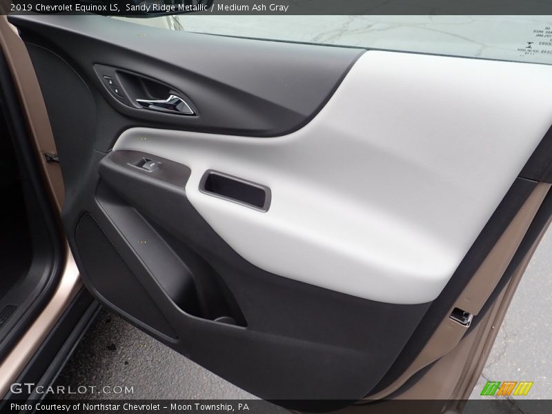 Sandy Ridge Metallic / Medium Ash Gray 2019 Chevrolet Equinox LS