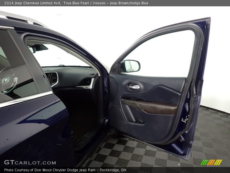 True Blue Pearl / Vesuvio - Jeep Brown/Indigo Blue 2014 Jeep Cherokee Limited 4x4