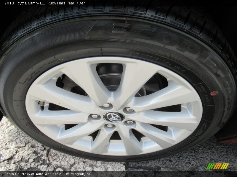Ruby Flare Pearl / Ash 2018 Toyota Camry LE