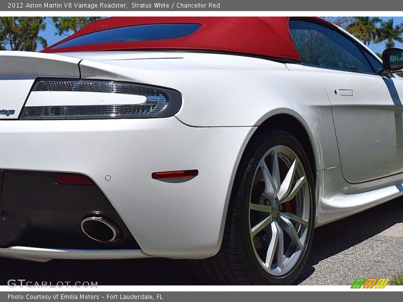 Stratus White / Chancellor Red 2012 Aston Martin V8 Vantage Roadster