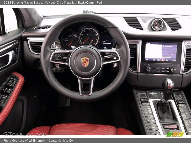Volcano Grey Metallic / Black/Garnet Red 2018 Porsche Macan Turbo