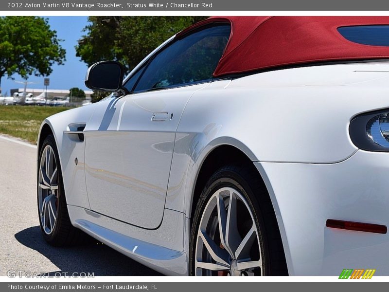 Stratus White / Chancellor Red 2012 Aston Martin V8 Vantage Roadster