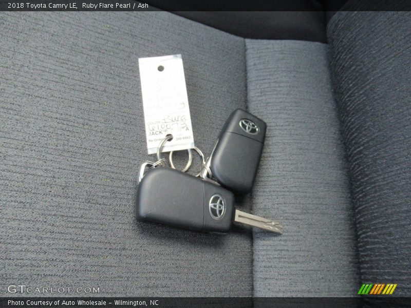 Ruby Flare Pearl / Ash 2018 Toyota Camry LE