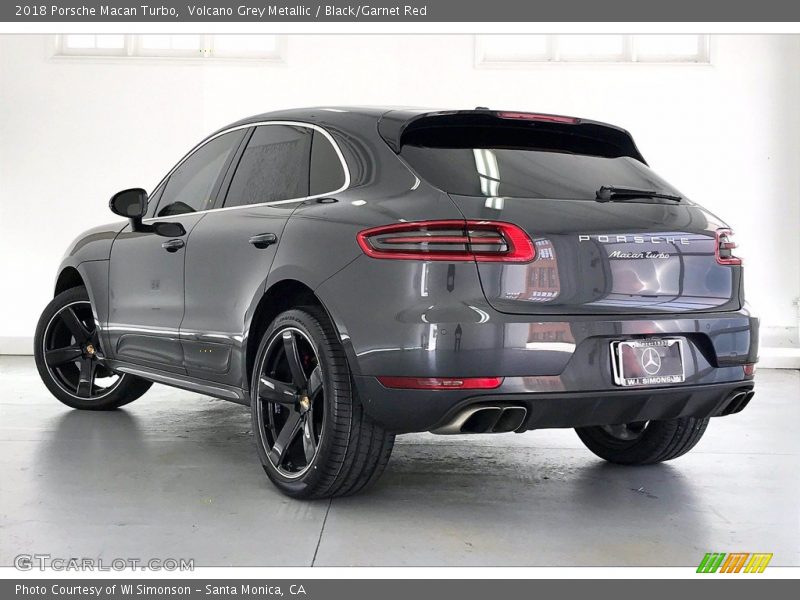Volcano Grey Metallic / Black/Garnet Red 2018 Porsche Macan Turbo