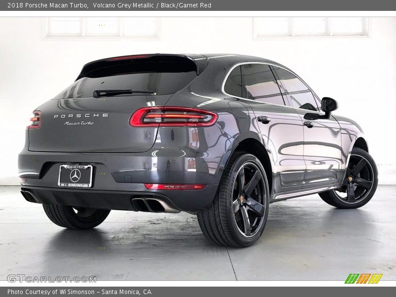 Volcano Grey Metallic / Black/Garnet Red 2018 Porsche Macan Turbo