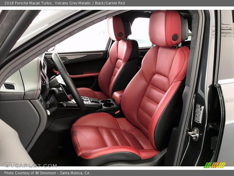 Front Seat of 2018 Macan Turbo