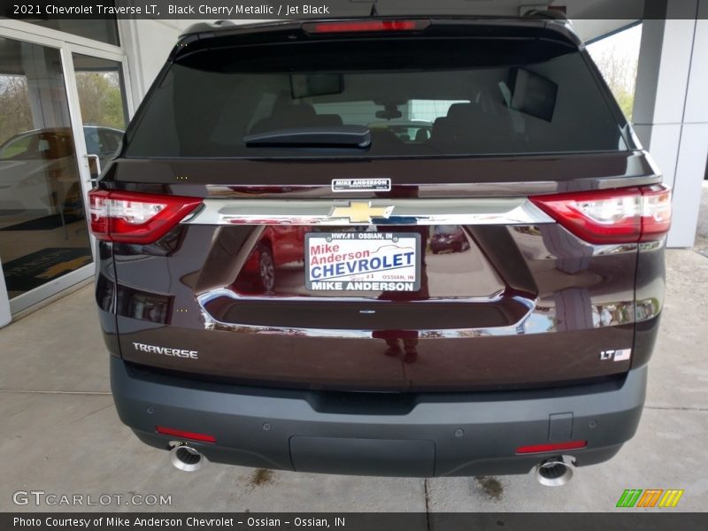 Black Cherry Metallic / Jet Black 2021 Chevrolet Traverse LT