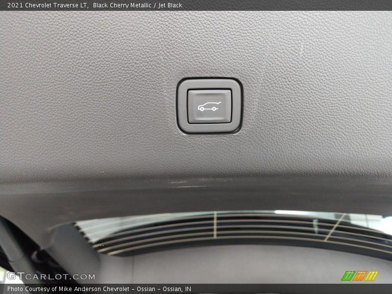 Black Cherry Metallic / Jet Black 2021 Chevrolet Traverse LT