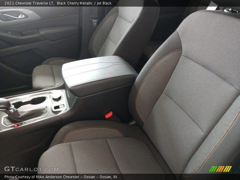 Black Cherry Metallic / Jet Black 2021 Chevrolet Traverse LT