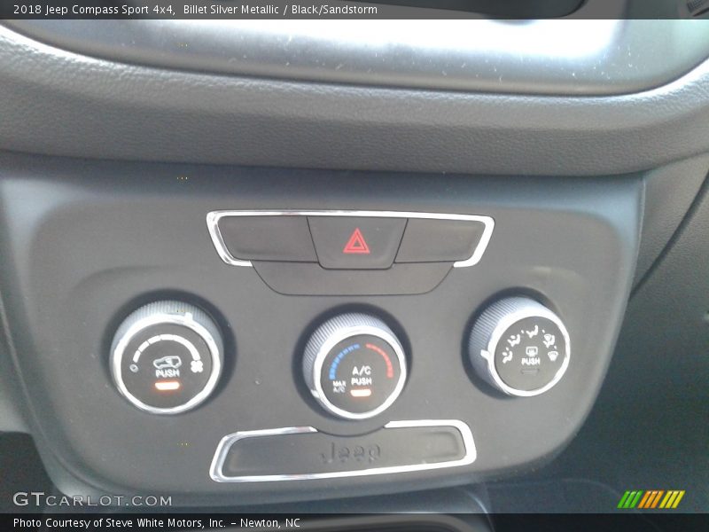 Billet Silver Metallic / Black/Sandstorm 2018 Jeep Compass Sport 4x4