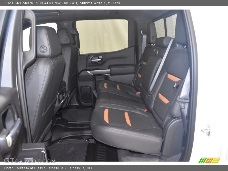 Summit White / Jet Black 2021 GMC Sierra 1500 AT4 Crew Cab 4WD