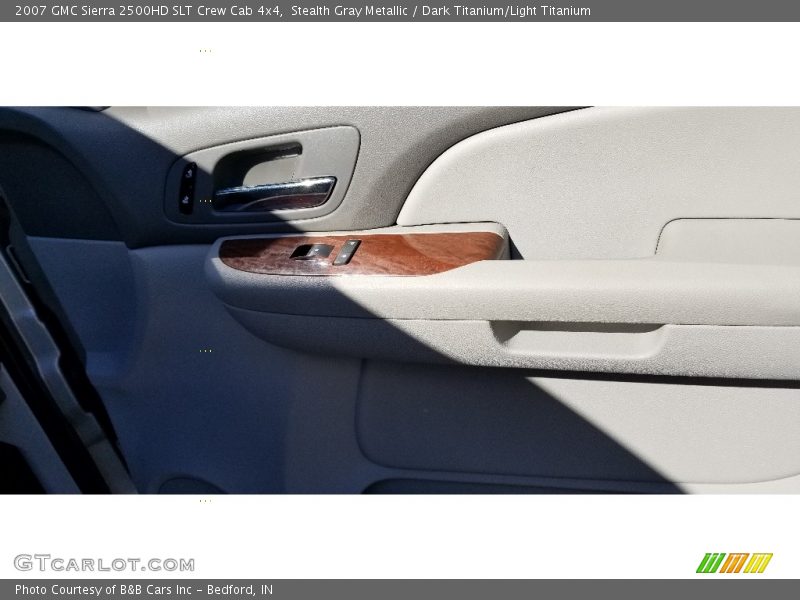 Stealth Gray Metallic / Dark Titanium/Light Titanium 2007 GMC Sierra 2500HD SLT Crew Cab 4x4