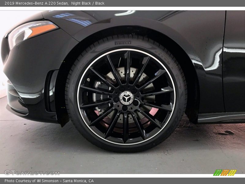 Night Black / Black 2019 Mercedes-Benz A 220 Sedan