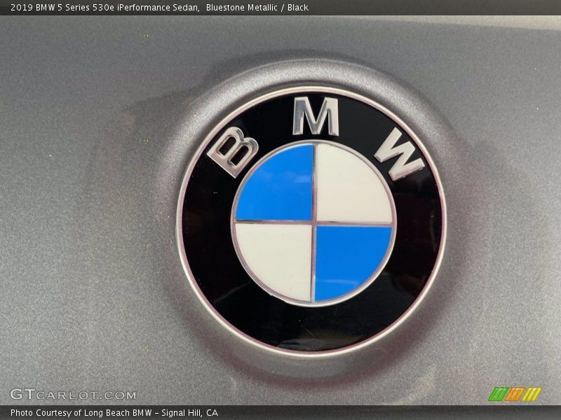 Bluestone Metallic / Black 2019 BMW 5 Series 530e iPerformance Sedan