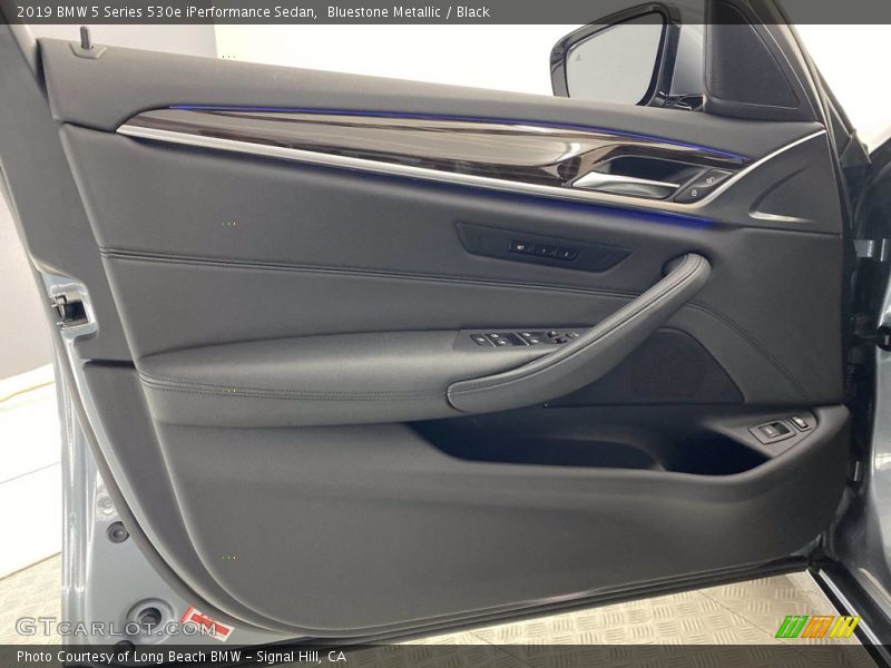 Bluestone Metallic / Black 2019 BMW 5 Series 530e iPerformance Sedan