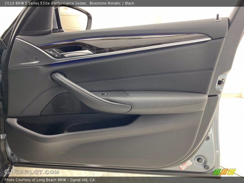 Bluestone Metallic / Black 2019 BMW 5 Series 530e iPerformance Sedan