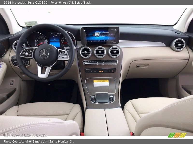 Polar White / Silk Beige/Black 2021 Mercedes-Benz GLC 300