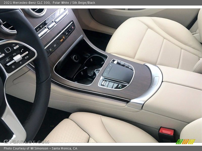 Polar White / Silk Beige/Black 2021 Mercedes-Benz GLC 300