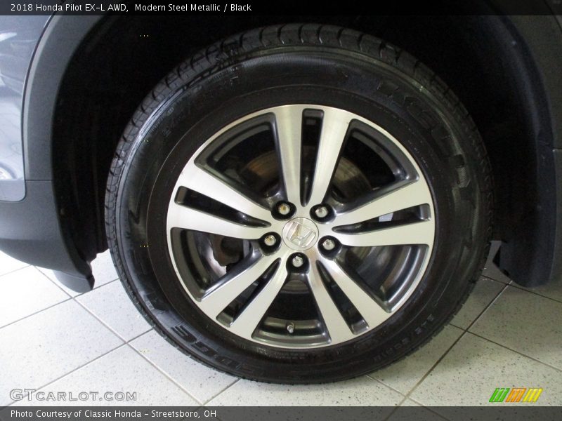 Modern Steel Metallic / Black 2018 Honda Pilot EX-L AWD