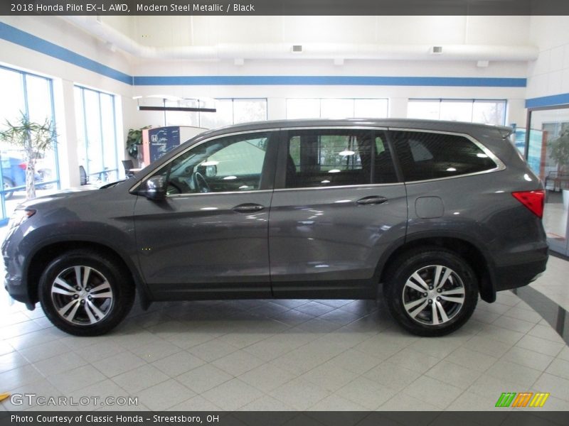 Modern Steel Metallic / Black 2018 Honda Pilot EX-L AWD