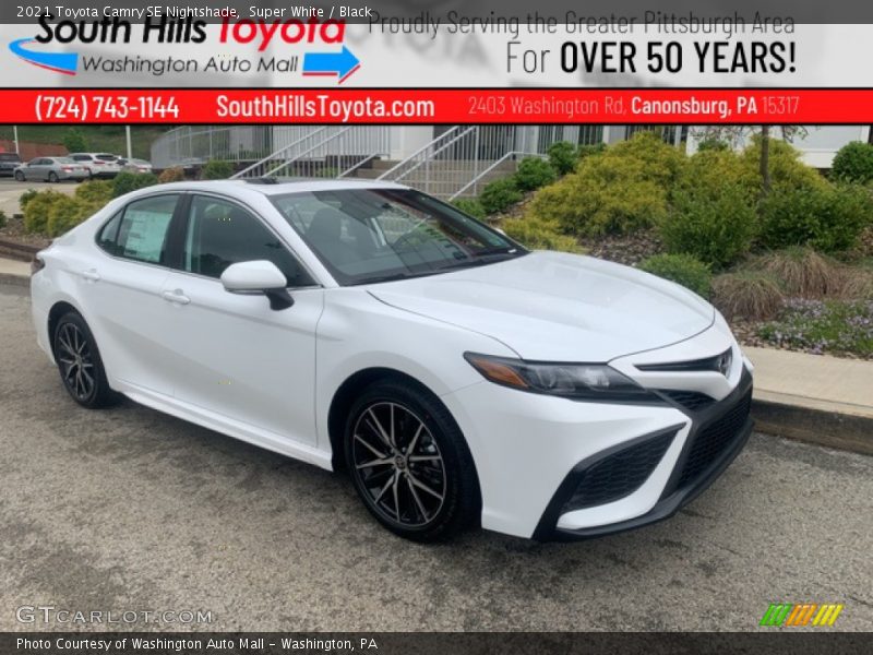 Super White / Black 2021 Toyota Camry SE Nightshade