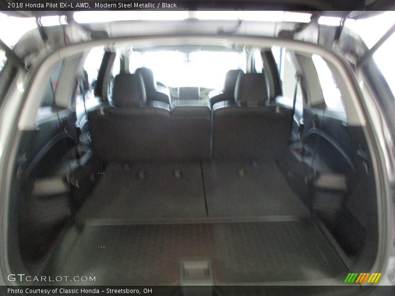 Modern Steel Metallic / Black 2018 Honda Pilot EX-L AWD