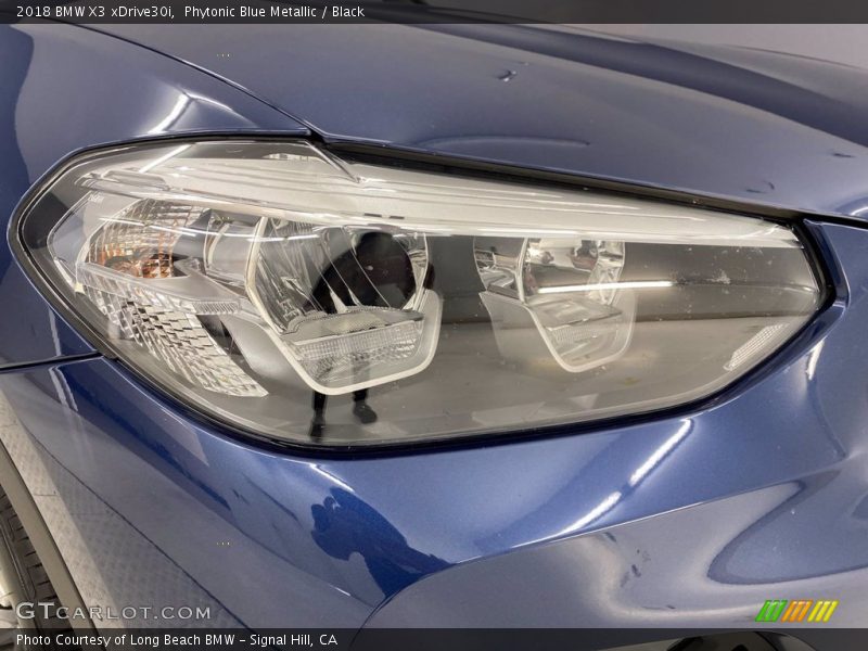 Phytonic Blue Metallic / Black 2018 BMW X3 xDrive30i