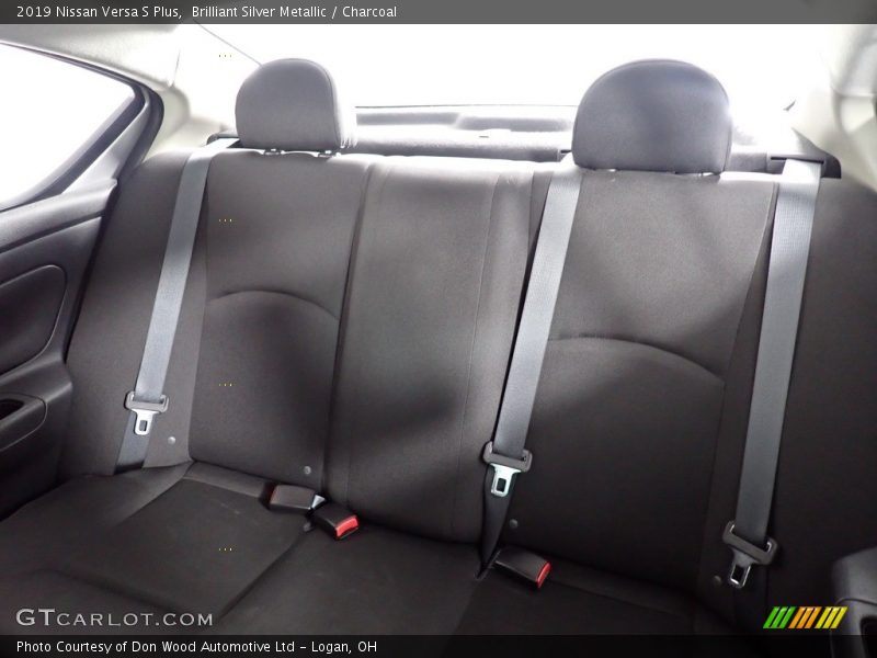 Brilliant Silver Metallic / Charcoal 2019 Nissan Versa S Plus