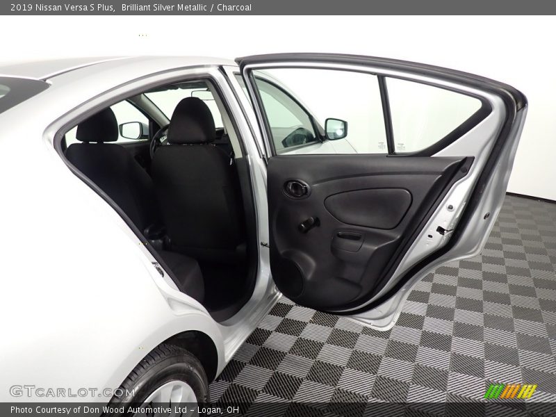 Brilliant Silver Metallic / Charcoal 2019 Nissan Versa S Plus