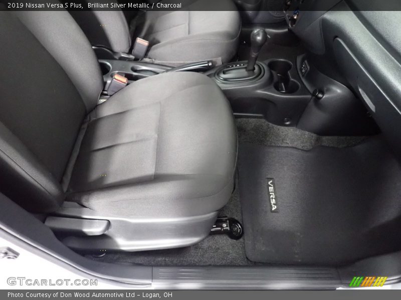 Brilliant Silver Metallic / Charcoal 2019 Nissan Versa S Plus