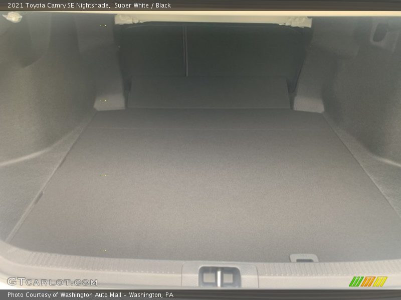 Super White / Black 2021 Toyota Camry SE Nightshade