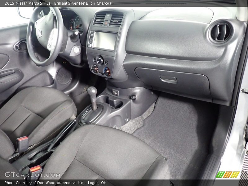 Brilliant Silver Metallic / Charcoal 2019 Nissan Versa S Plus