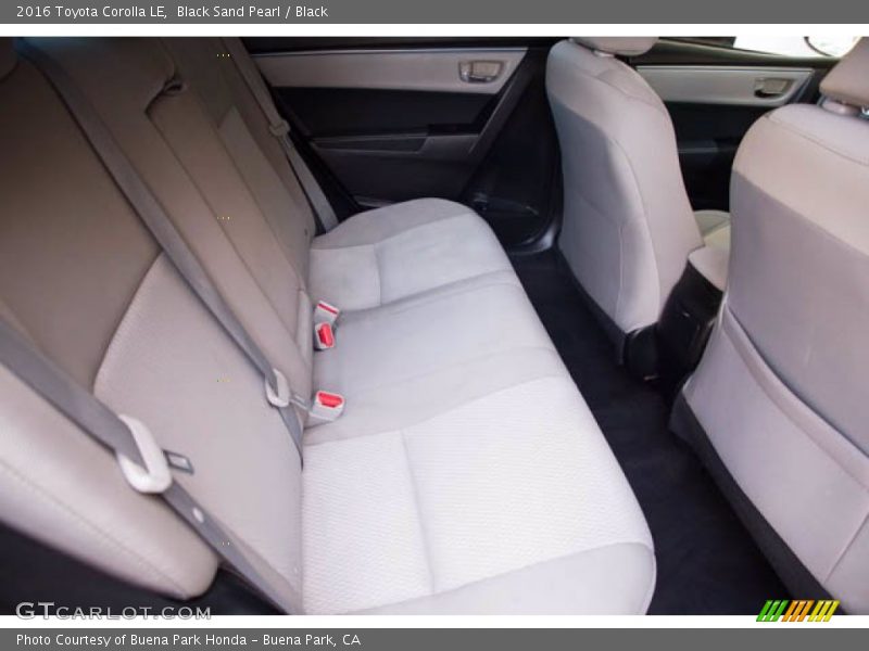 Black Sand Pearl / Black 2016 Toyota Corolla LE