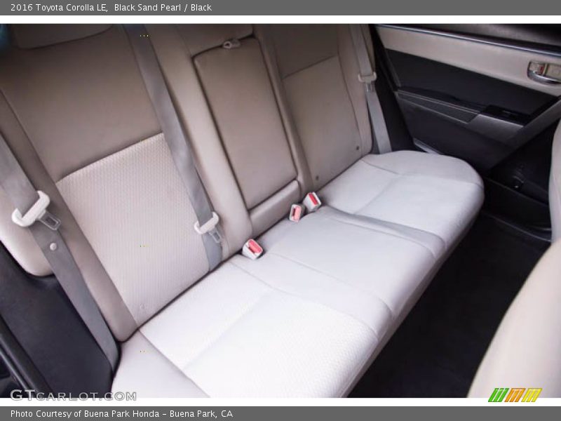 Black Sand Pearl / Black 2016 Toyota Corolla LE