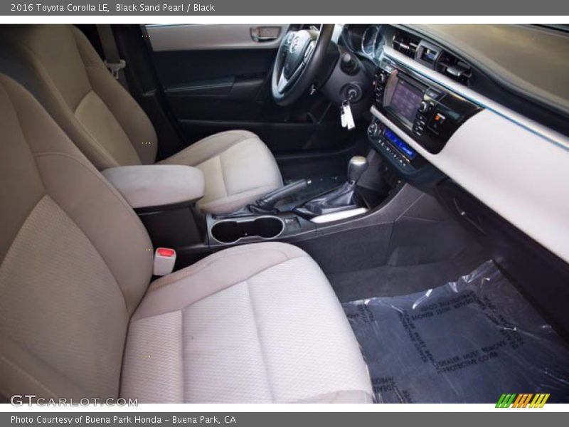 Black Sand Pearl / Black 2016 Toyota Corolla LE