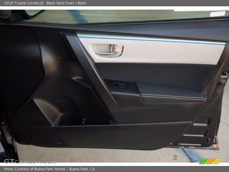 Black Sand Pearl / Black 2016 Toyota Corolla LE