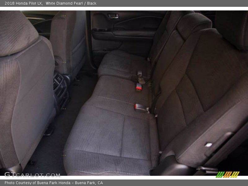 White Diamond Pearl / Black 2018 Honda Pilot LX