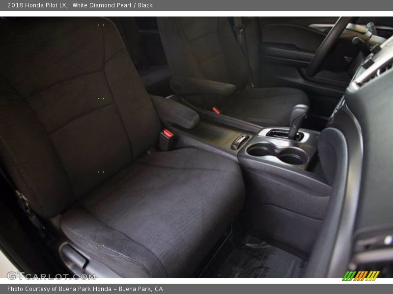 White Diamond Pearl / Black 2018 Honda Pilot LX