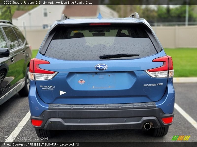 Horizon Blue Pearl / Gray 2019 Subaru Forester 2.5i Limited