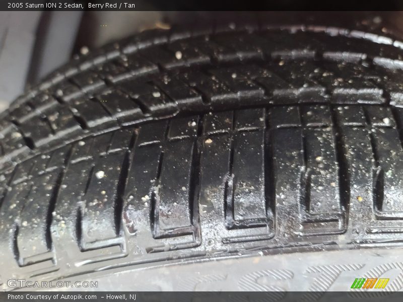 Berry Red / Tan 2005 Saturn ION 2 Sedan