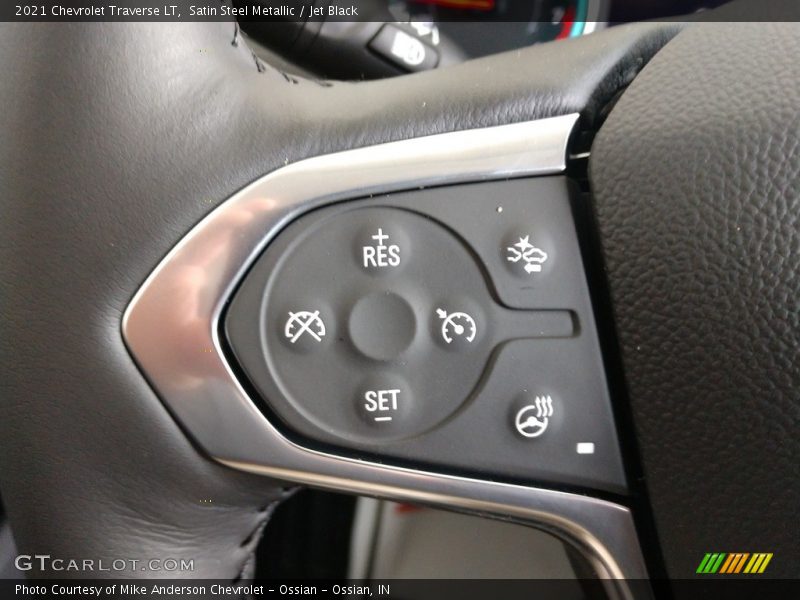 Satin Steel Metallic / Jet Black 2021 Chevrolet Traverse LT