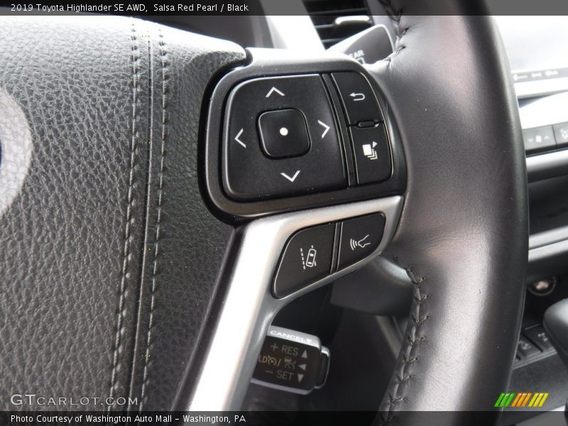 Salsa Red Pearl / Black 2019 Toyota Highlander SE AWD