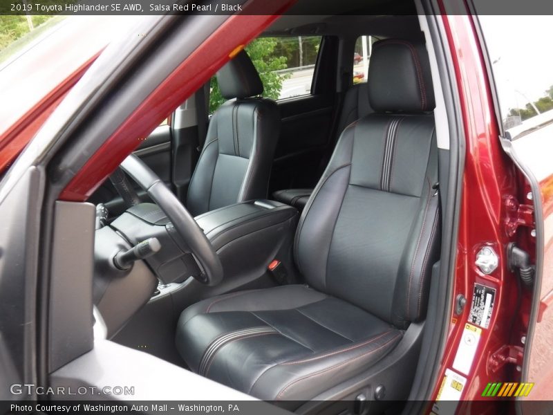 Salsa Red Pearl / Black 2019 Toyota Highlander SE AWD