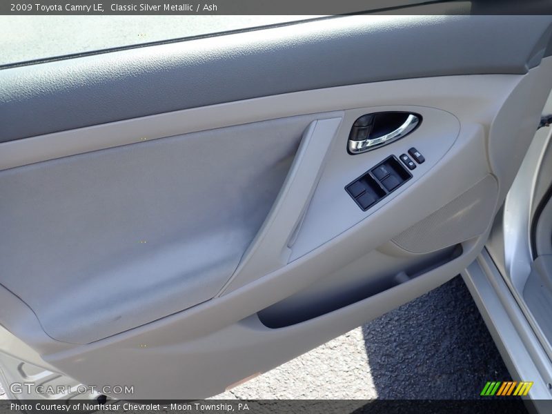 Classic Silver Metallic / Ash 2009 Toyota Camry LE