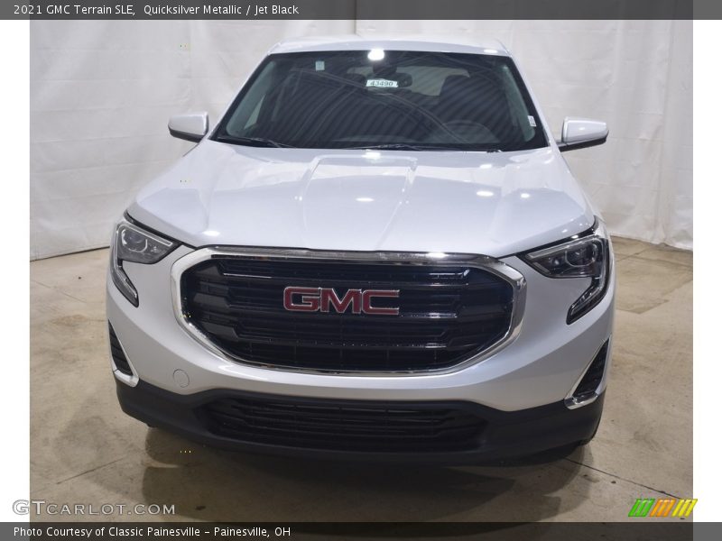 Quicksilver Metallic / Jet Black 2021 GMC Terrain SLE