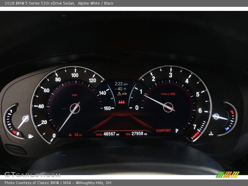 Alpine White / Black 2018 BMW 5 Series 530i xDrive Sedan