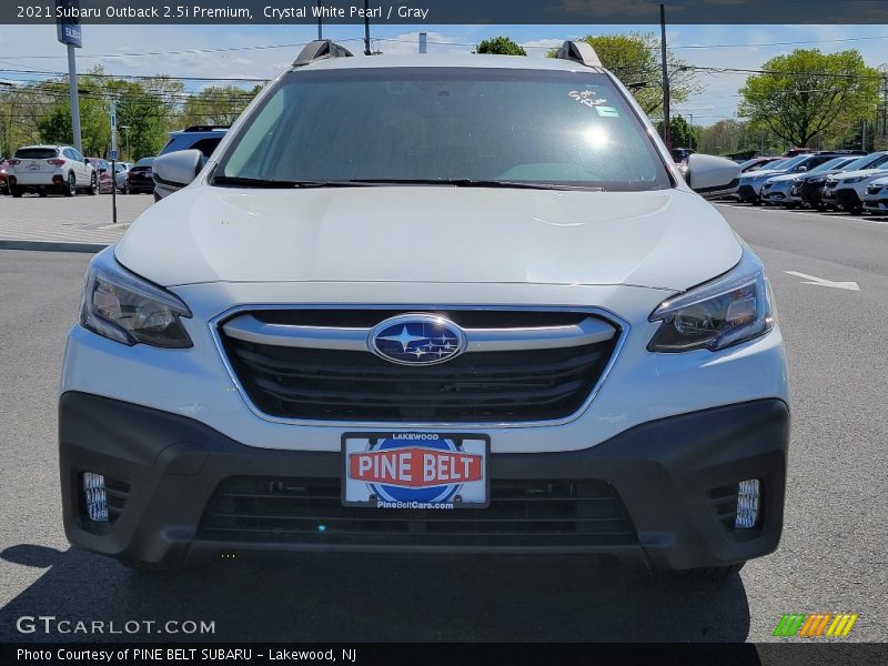 Crystal White Pearl / Gray 2021 Subaru Outback 2.5i Premium