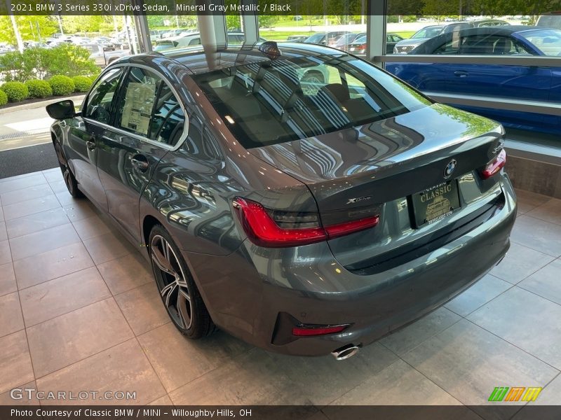 Mineral Gray Metallic / Black 2021 BMW 3 Series 330i xDrive Sedan