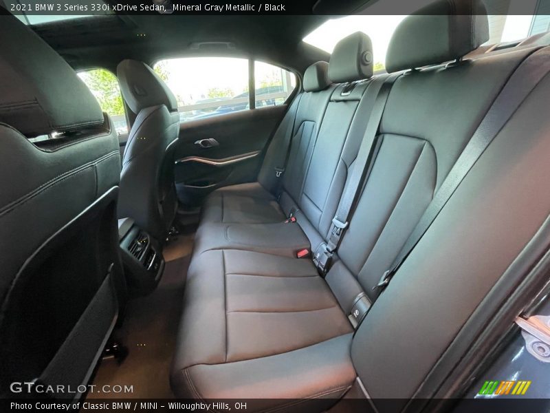 Mineral Gray Metallic / Black 2021 BMW 3 Series 330i xDrive Sedan