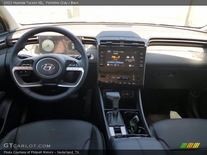 Dashboard of 2022 Tucson SEL